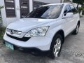 Selling White Honda Cr-V 2009 Automatic Gasoline in Paranaque-9