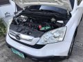 Selling White Honda Cr-V 2009 Automatic Gasoline in Paranaque-1