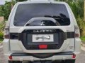 Sell White 2015 Mitsubishi Pajero at 19000 km -7