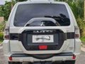 Sell White 2015 Mitsubishi Pajero at 19000 km -2