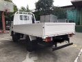 Selling White Isuzu Nhr 2016 Truck in Metro Manila -4