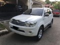 Used Toyota Fortuner 2010 for sale in Las Pinas-6