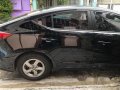 Sell Black 2018 Hyundai Elantra at Manual Gasoline -6