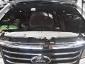 Sell White 2011 Ford Everest Diesel Automatic in Quezon City -2