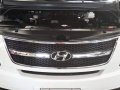 Sell White 2014 Hyundai Grand Starex Diesel Manual at 43000 km -2