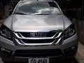 Used Isuzu Mu-X 2016 at 60000 km for sale -2