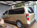 Sell Used 2010 Hyundai Starex in Caloocan -4