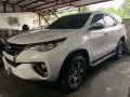 Selling White Toyota Fortuner 2018 at 11000 km -1