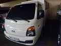 Selling White Hyundai H-100 2017 in Quezon City -1