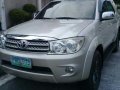 Used Toyota Fortuner 2010 for sale in Quezon City-2