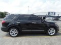 Black Ford Explorer 2014 at 26000 km for sale-13