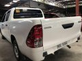 White Toyota Hilux 2019 for sale in Quezon City -6
