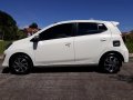 Sell White 2018 Toyota Wigo at 14274 km-3