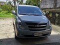 Selling Grey Hyundai Grand Starex 2015 Manual Diesel-1
