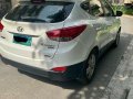 White Hyundai Tucson 2012 at 73000 km for sale-8