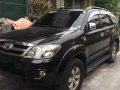 Selling Black Toyota Fortuner 2007 Automatic Gasoline -0