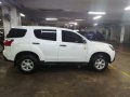 Selling Isuzu Mu-X 2018 Automatic Diesel-2