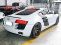 White Audi R8 2011 at 19000 km for sale -16
