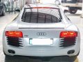 White Audi R8 2011 at 19000 km for sale -3