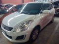 Selling White Suzuki Swift 2016 Automatic Gasoline in Quezon City-5