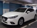 Selling White Mazda 3 2014 Automatic Gasoline at 30000 km-2