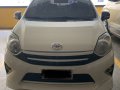 Selling White Toyota Wigo 2016 at 45000 km in -5