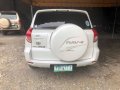 White Toyota Rav4 2007 at 71000 km for sale -1