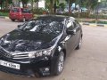 Sell Black 2016 Toyota Corolla Altis at 13000 km -4