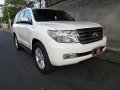 White Toyota Land Cruiser 2009 at 50001 km for sale-8
