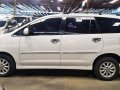 White 2014 Toyota Innova Diesel Manual for sale -3