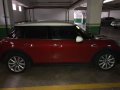 Selling Red Mini Cooper 2017 at 9000 km in Quezon City -3