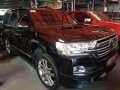 Black Toyota Land Cruiser 2016 at 14000 km for sale-0