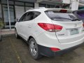 White Hyundai Tucson 2011 Automatic Gasoline for sale -6