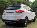 White Hyundai Tucson 2015 for sale in Manila -1