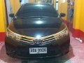 Selling Black Toyota Corolla Altis 2014 in Pasay-6