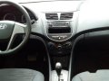 Sell Blue 2017 Hyundai Accent at 27000 km -5