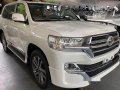 Selling White Toyota Land Cruiser 2019 Automatic Diesel-4