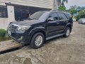 Black Toyota Fortuner 2014 at 60100 km for sale-3