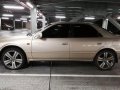 Selling Beige Toyota Camry 2000 Automatic Gasoline -2