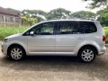 Sell 2nd Hand 2014 Volkswagen Touran Automatic Diesel at 27000 km -1