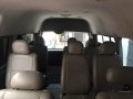 Selling White Toyota Hiace 2008 Van in Quezon City -2