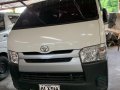 Selling White Toyota Hiace 2018 in Quezon City-7