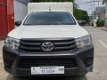 White Toyota Hilux 2016 at 32000 km for sale -9