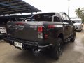 Selling Toyota Hilux 2016 Manual Diesel -3