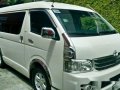 Sell White 2009 Toyota Hiace Automatic Diesel at 90000 km-5