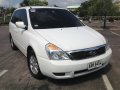 Selling Used Kia Carnival 2014 Manual Diesel in Lucena -5