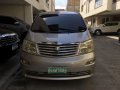 Sell 2nd Hand 2002 Toyota Alphard Van in Quezon City -1