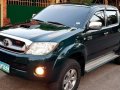 Selling Green Toyota Hilux 2010 in Quezon City-8