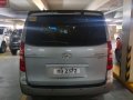 Selling Hyundai Grand Starex 2016 in Manila-6