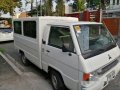 White Mitsubishi L300 2015 at 68000 km for sale-8